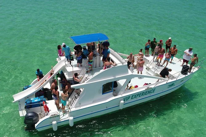 Hip Hop Party Boat con Snorkel en Punta Cana